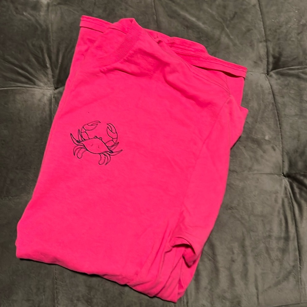 pink crab short sleeve tee